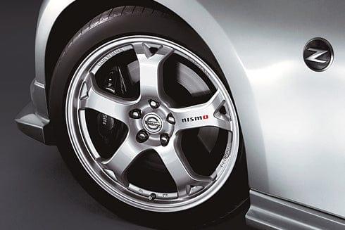 Nismo LMZ5 D0300-1EK26-SL