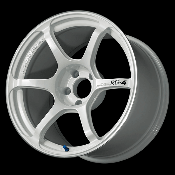 Advan RG-4 - 17x9.5J - 5x114.3 - ET: 50 (Racing White