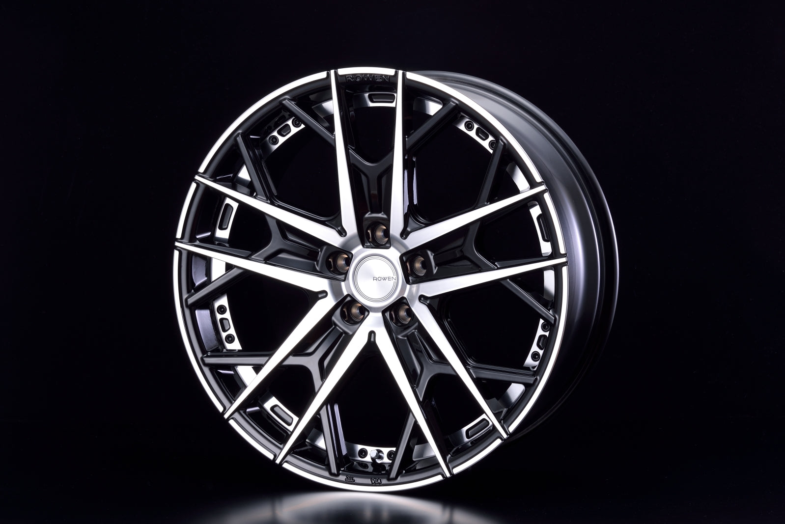 Rowen RRS001 19AW - 19x8.5J - 5x114.3 - ET: 45 (BK BLACK/POLISH) - 5x114-3 - RRS001-19aw198.5455x114.3BKBP