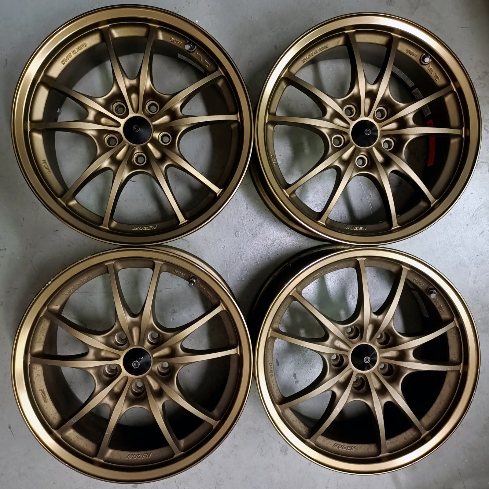 Mugen MF10 (Second Hand set of 4) 7.5 - 17x8J / 7.5 - 5x114.3 - ET: 45/52 (Bronze)