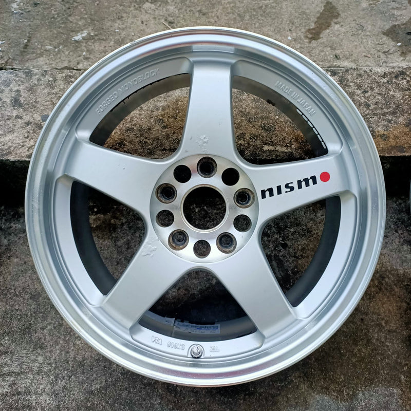 Nismo LM GT4 (Second Hand set of 4) - 17x7.5J - 5x114.3 - ET: 40 (Nismo Silver)
