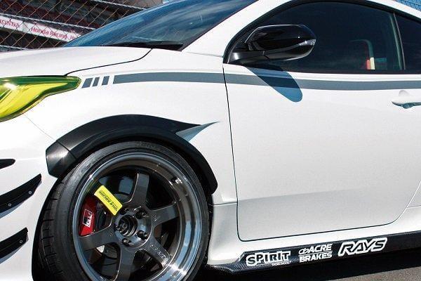 Garage Vary - Front Fender (Frp) - Toyota - Yaris GR GXPA16 - 30-8011 - Rzcrew Garage