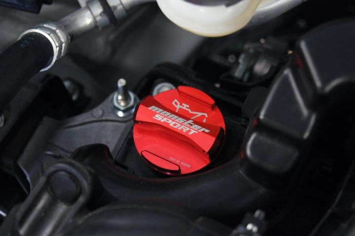 Monster Sport  - Racing
 oil filler cap [one-touch type - Red Alumite] - Suzuki R06A - 293130-9600M - 293130-9600M