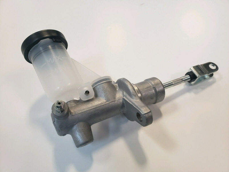 OEM Nissan - clutch Master cylinder - Nissan - ECR33 - 30610-AA10A - Rzcrewgarage