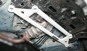 Okuyama Carbing - Lower Arm Bar Front Type II - Honda Fit-Jazz GE8 - 681 231 0